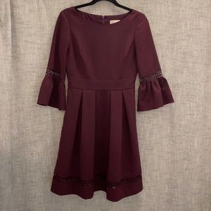 Bell sleeve fit & flare